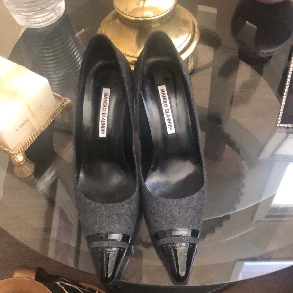Manolo Blahnik Spectator pumps Black & grey patent $795 worn once  lu…